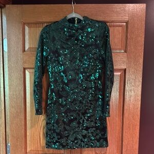 VENUS Green Long Sleeve Bodycon Dress